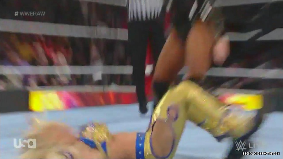 WWE_Monday_Night_Raw_2022_06_13_720p_HDTV_x264-NWCHD_mp4_002056656.jpg