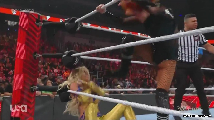 WWE_Monday_Night_Raw_2022_06_13_720p_HDTV_x264-NWCHD_mp4_002067467.jpg