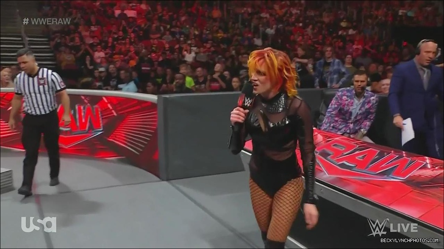 WWE_Monday_Night_Raw_2022_06_13_720p_HDTV_x264-NWCHD_mp4_002117317.jpg