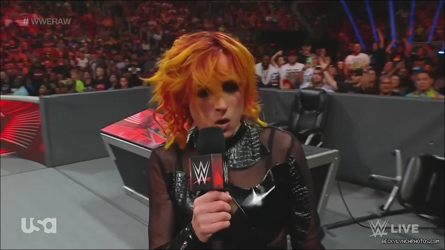 WWE_Monday_Night_Raw_2022_06_13_720p_HDTV_x264-NWCHD_mp4_002122122.jpg