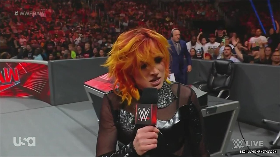 WWE_Monday_Night_Raw_2022_06_13_720p_HDTV_x264-NWCHD_mp4_002122522.jpg