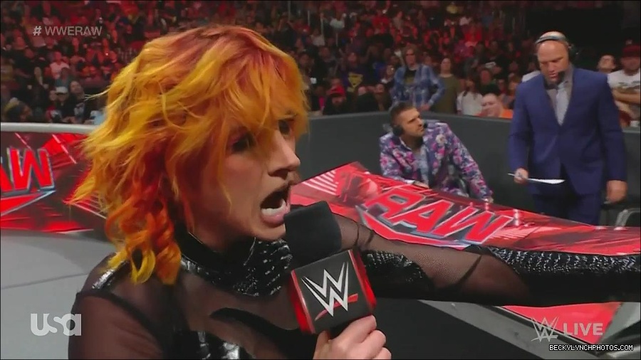 WWE_Monday_Night_Raw_2022_06_13_720p_HDTV_x264-NWCHD_mp4_002132932.jpg