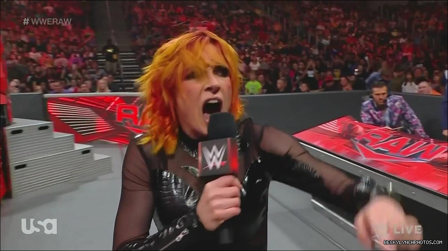 WWE_Monday_Night_Raw_2022_06_13_720p_HDTV_x264-NWCHD_mp4_002134534.jpg