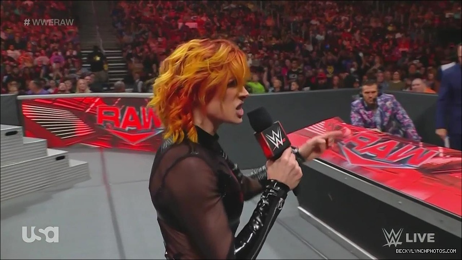 WWE_Monday_Night_Raw_2022_06_13_720p_HDTV_x264-NWCHD_mp4_002136136.jpg