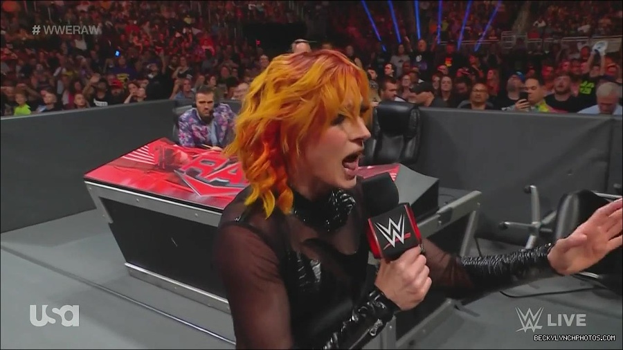 WWE_Monday_Night_Raw_2022_06_13_720p_HDTV_x264-NWCHD_mp4_002146946.jpg