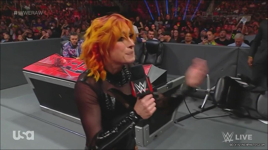 WWE_Monday_Night_Raw_2022_06_13_720p_HDTV_x264-NWCHD_mp4_002147347.jpg