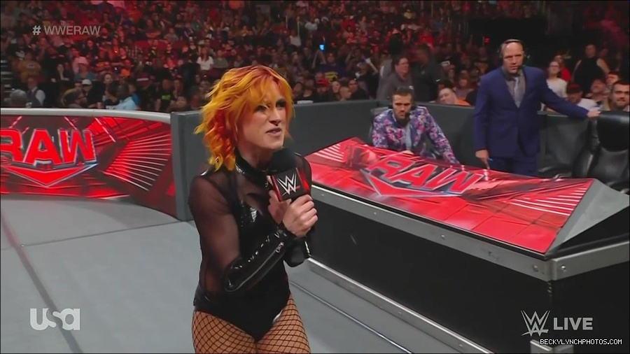 WWE_Monday_Night_Raw_2022_06_13_720p_HDTV_x264-NWCHD_mp4_002150150.jpg