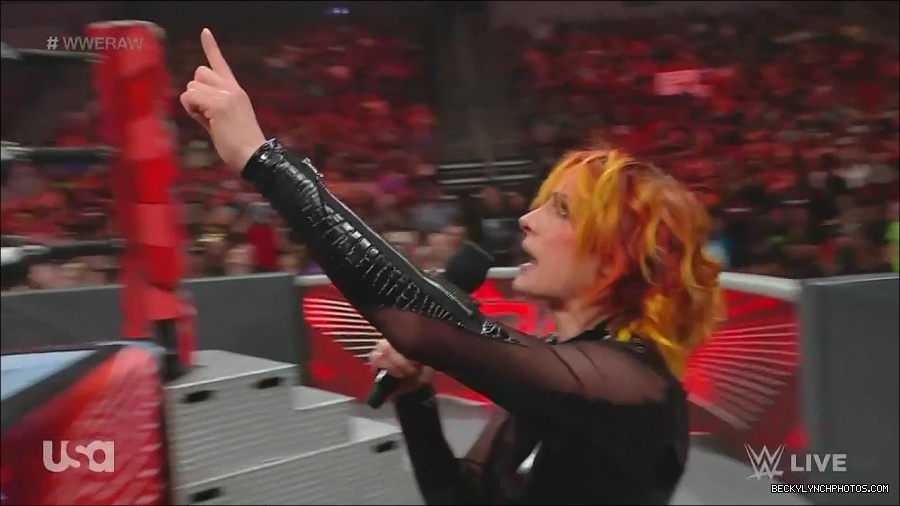 WWE_Monday_Night_Raw_2022_06_13_720p_HDTV_x264-NWCHD_mp4_002154954.jpg