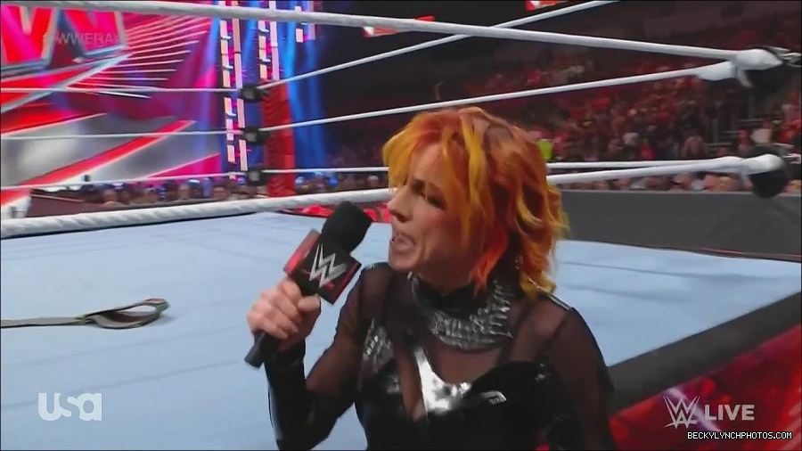 WWE_Monday_Night_Raw_2022_06_13_720p_HDTV_x264-NWCHD_mp4_002164164.jpg