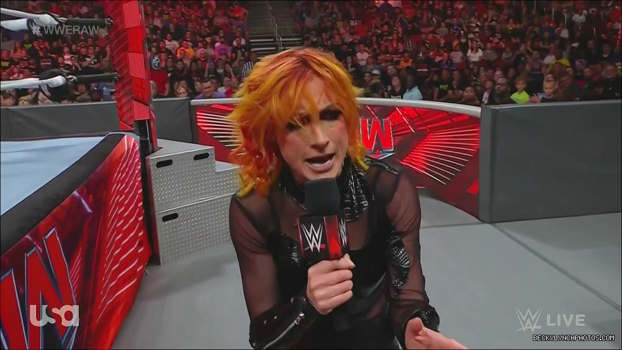 WWE_Monday_Night_Raw_2022_06_13_720p_HDTV_x264-NWCHD_mp4_002171371.jpg