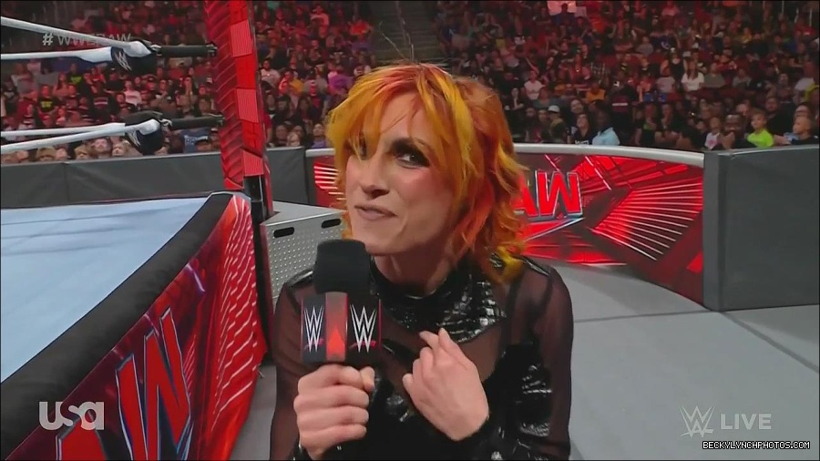 WWE_Monday_Night_Raw_2022_06_13_720p_HDTV_x264-NWCHD_mp4_002175775.jpg