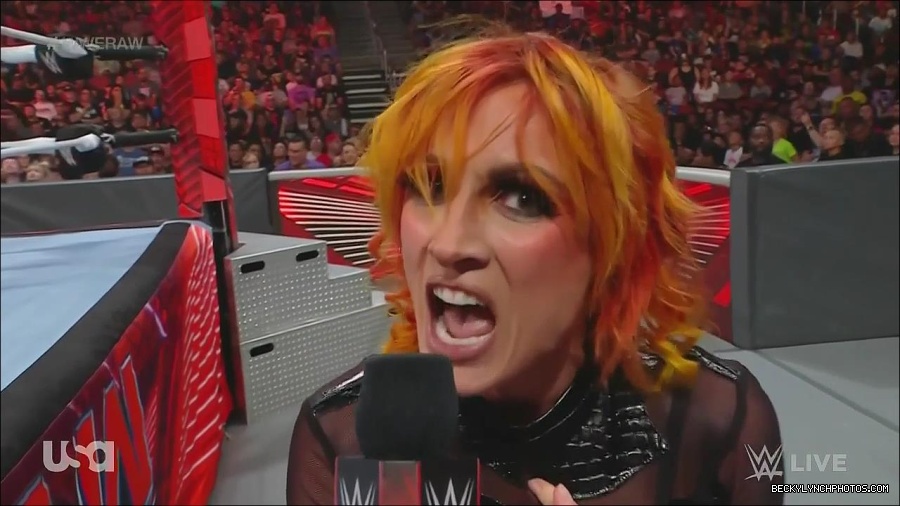 WWE_Monday_Night_Raw_2022_06_13_720p_HDTV_x264-NWCHD_mp4_002176576.jpg