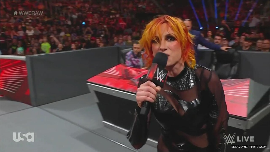 WWE_Monday_Night_Raw_2022_06_13_720p_HDTV_x264-NWCHD_mp4_002181381.jpg
