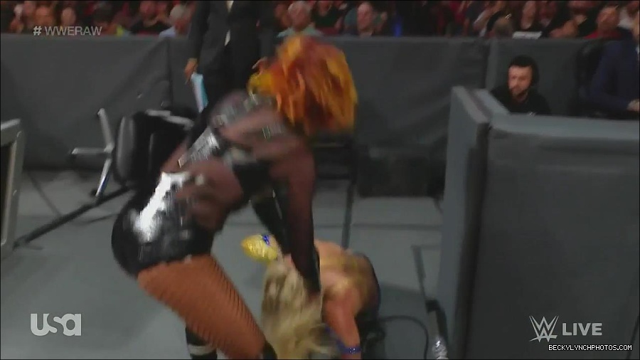 WWE_Monday_Night_Raw_2022_06_13_720p_HDTV_x264-NWCHD_mp4_002183783.jpg