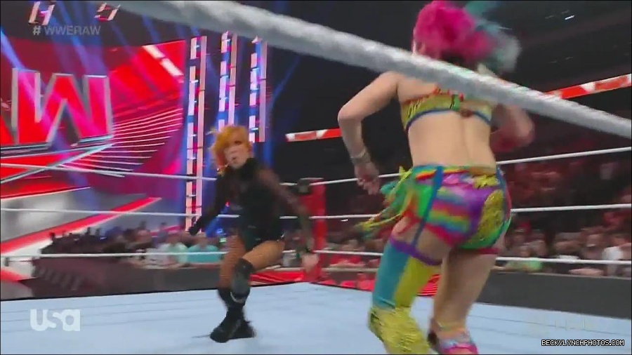 WWE_Monday_Night_Raw_2022_06_13_720p_HDTV_x264-NWCHD_mp4_002223022.jpg