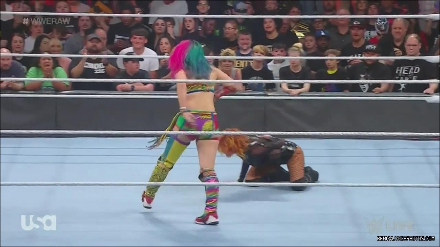 WWE_Monday_Night_Raw_2022_06_13_720p_HDTV_x264-NWCHD_mp4_002229429.jpg