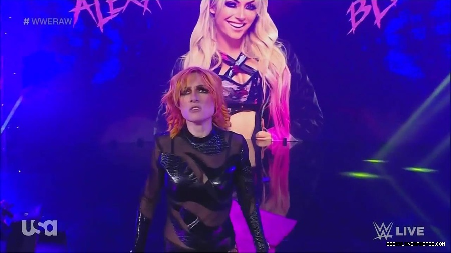 WWE_Monday_Night_Raw_2022_06_13_720p_HDTV_x264-NWCHD_mp4_002269469.jpg