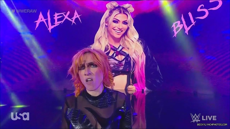 WWE_Monday_Night_Raw_2022_06_13_720p_HDTV_x264-NWCHD_mp4_002272672.jpg