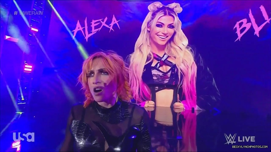 WWE_Monday_Night_Raw_2022_06_13_720p_HDTV_x264-NWCHD_mp4_002273473.jpg