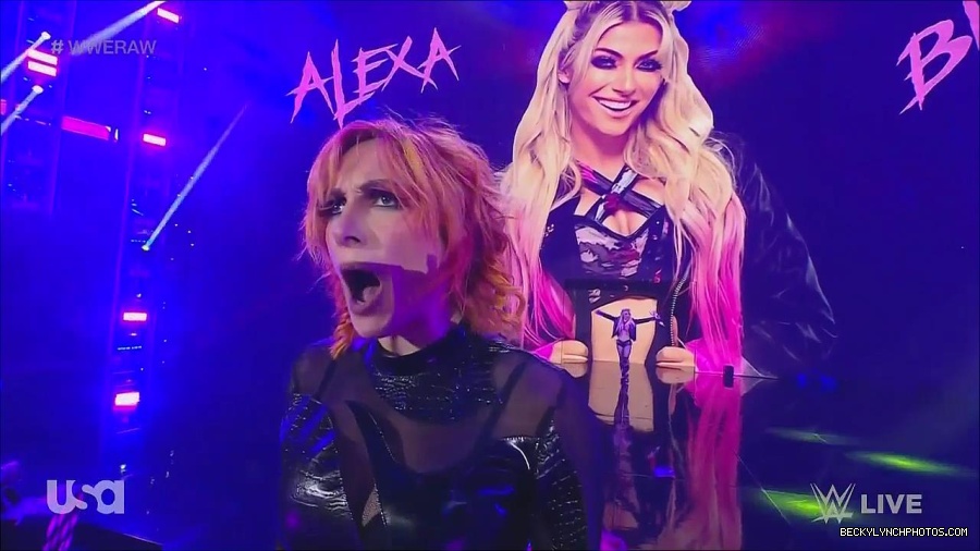 WWE_Monday_Night_Raw_2022_06_13_720p_HDTV_x264-NWCHD_mp4_002276676.jpg