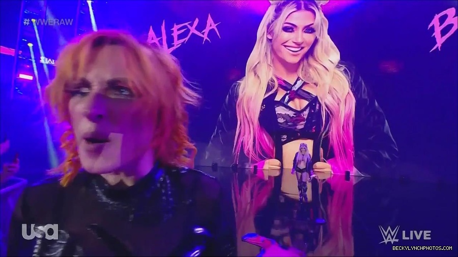 WWE_Monday_Night_Raw_2022_06_13_720p_HDTV_x264-NWCHD_mp4_002279879.jpg