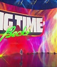 WWE_Monday_Night_Raw_2022_06_13_720p_HDTV_x264-NWCHD_mp4_001980180.jpg
