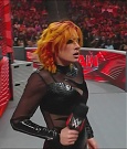 WWE_Monday_Night_Raw_2022_06_13_720p_HDTV_x264-NWCHD_mp4_002140540.jpg