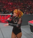 WWE_Monday_Night_Raw_2022_06_13_720p_HDTV_x264-NWCHD_mp4_002142942.jpg