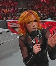 WWE_Monday_Night_Raw_2022_06_13_720p_HDTV_x264-NWCHD_mp4_002170570.jpg