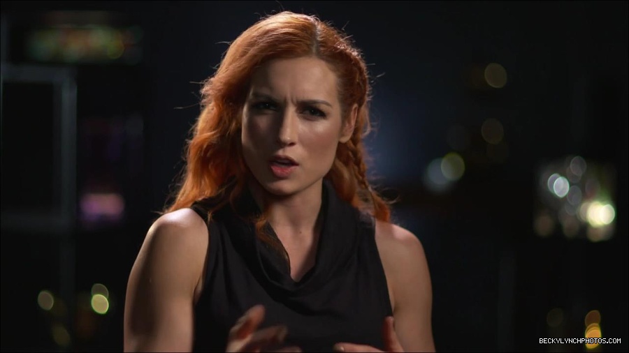 BECKY_PICKS_BRYAN_VS_ROLLINS_mp4_000142266.jpg