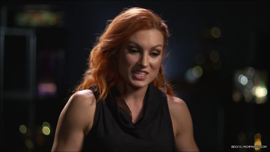 BECKY_PICKS_BRYAN_VS_ROLLINS_mp4_000149466.jpg