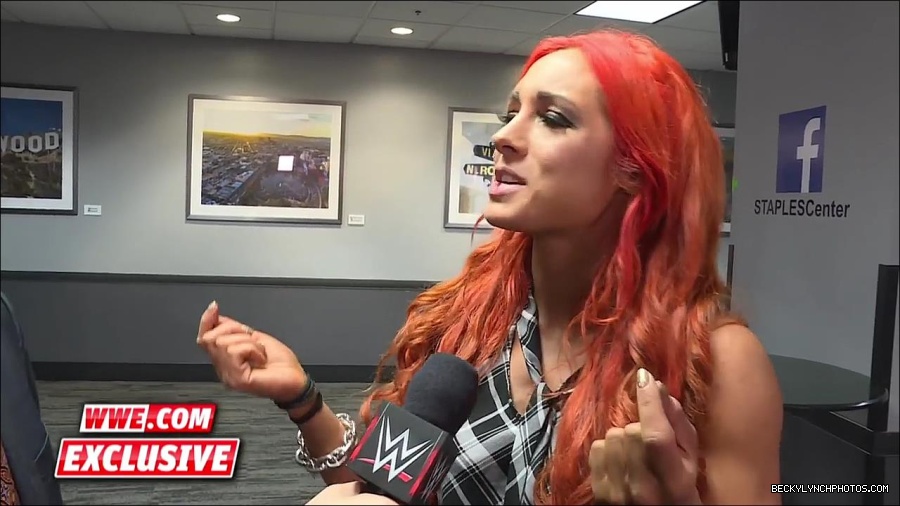 Y2Mate_is_-_Becky_Lynch_calls_out_Emma_Raw_Fallout2C_April_112C_2016-exOFTeylxEo-720p-1655736575161_mp4_000015200.jpg