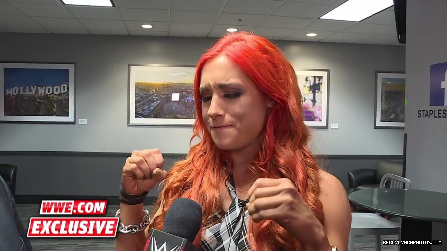 Y2Mate_is_-_Becky_Lynch_calls_out_Emma_Raw_Fallout2C_April_112C_2016-exOFTeylxEo-720p-1655736575161_mp4_000060800.jpg