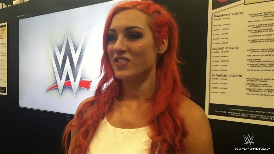 Y2Mate_is_-_Becky_Lynch_recaps_her_first_San_Diego_Comic-Con_experience-xj9sPuhQSLA-720p-1655737850986_mp4_000005533.jpg