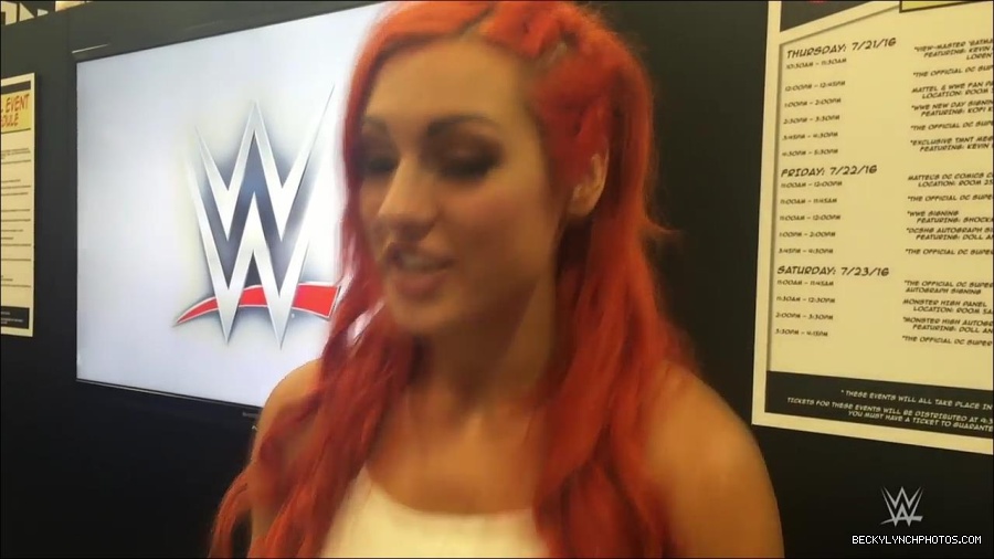 Y2Mate_is_-_Becky_Lynch_recaps_her_first_San_Diego_Comic-Con_experience-xj9sPuhQSLA-720p-1655737850986_mp4_000006733.jpg