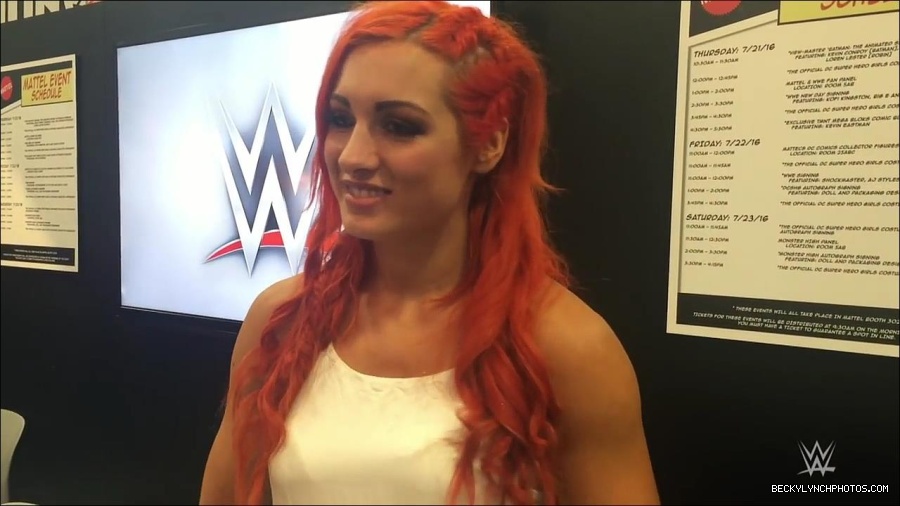 Y2Mate_is_-_Becky_Lynch_recaps_her_first_San_Diego_Comic-Con_experience-xj9sPuhQSLA-720p-1655737850986_mp4_000025133.jpg