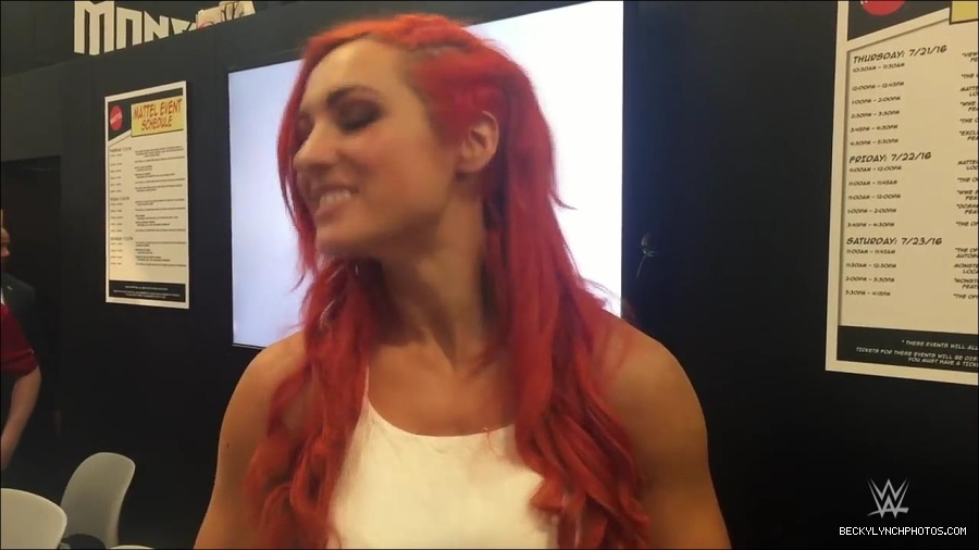 Y2Mate_is_-_Becky_Lynch_recaps_her_first_San_Diego_Comic-Con_experience-xj9sPuhQSLA-720p-1655737850986_mp4_000069133.jpg