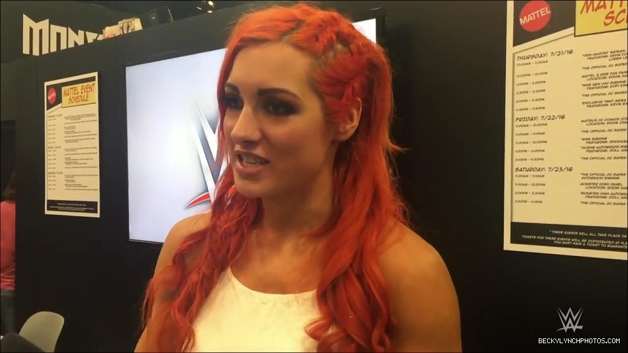 Y2Mate_is_-_Becky_Lynch_recaps_her_first_San_Diego_Comic-Con_experience-xj9sPuhQSLA-720p-1655737850986_mp4_000099533.jpg