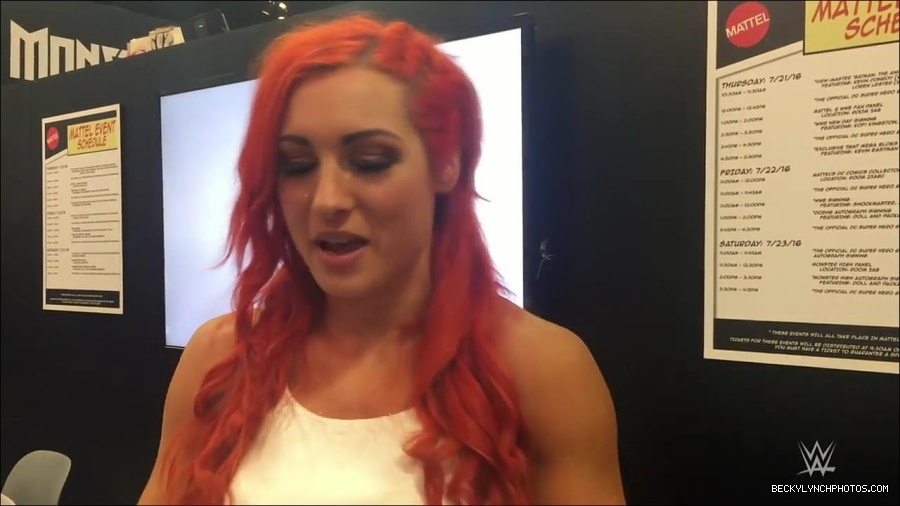 Y2Mate_is_-_Becky_Lynch_recaps_her_first_San_Diego_Comic-Con_experience-xj9sPuhQSLA-720p-1655737850986_mp4_000109933.jpg