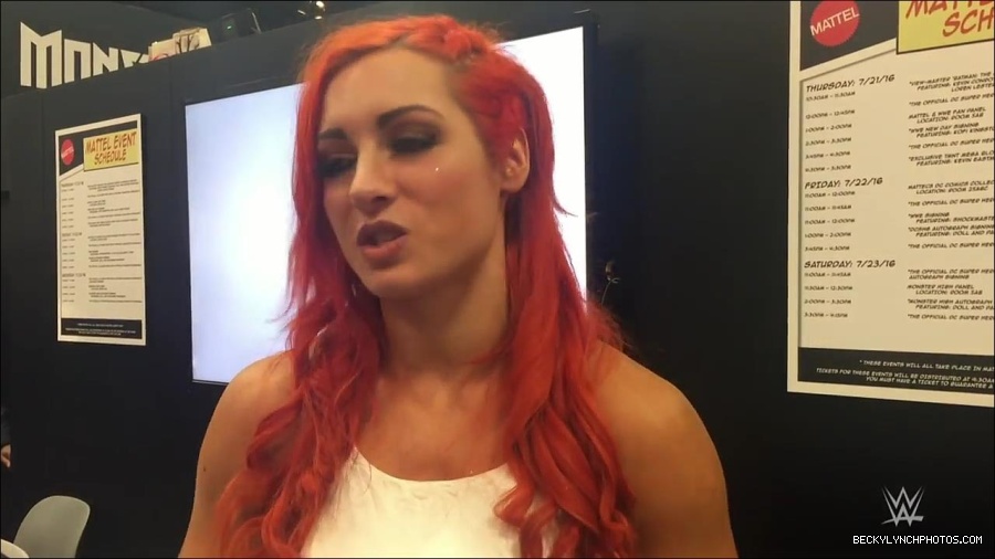 Y2Mate_is_-_Becky_Lynch_recaps_her_first_San_Diego_Comic-Con_experience-xj9sPuhQSLA-720p-1655737850986_mp4_000112733.jpg