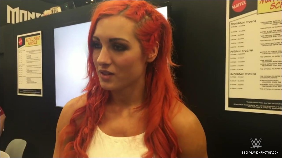 Y2Mate_is_-_Becky_Lynch_recaps_her_first_San_Diego_Comic-Con_experience-xj9sPuhQSLA-720p-1655737850986_mp4_000119133.jpg