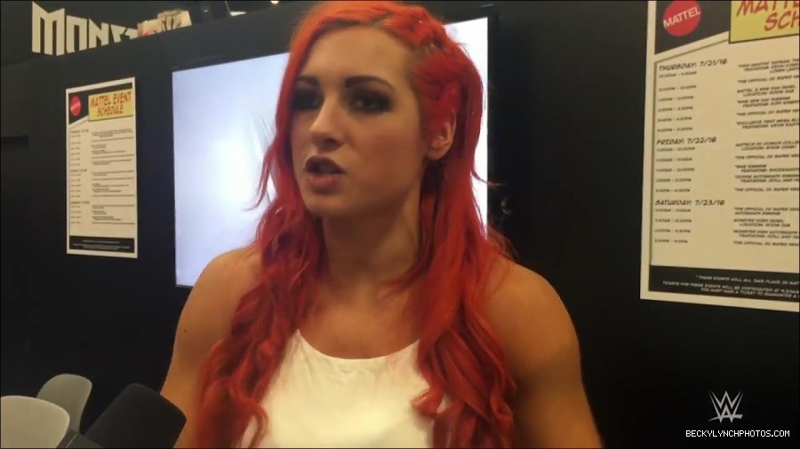 Y2Mate_is_-_Becky_Lynch_recaps_her_first_San_Diego_Comic-Con_experience-xj9sPuhQSLA-720p-1655737850986_mp4_000141933.jpg