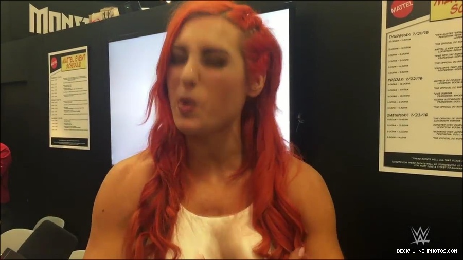 Y2Mate_is_-_Becky_Lynch_recaps_her_first_San_Diego_Comic-Con_experience-xj9sPuhQSLA-720p-1655737850986_mp4_000157133.jpg