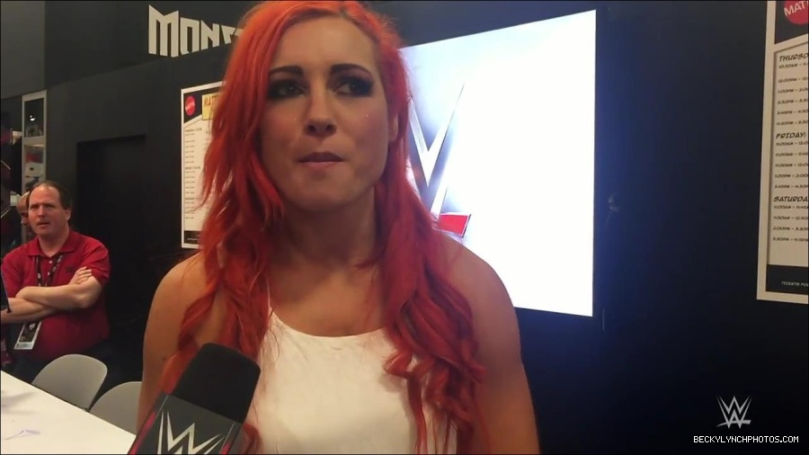 Y2Mate_is_-_Becky_Lynch_recaps_her_first_San_Diego_Comic-Con_experience-xj9sPuhQSLA-720p-1655737850986_mp4_000170333.jpg