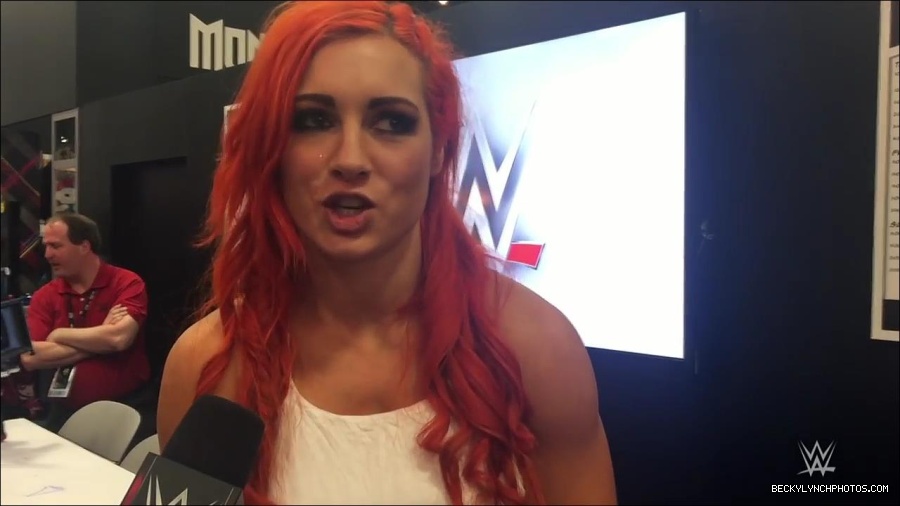 Y2Mate_is_-_Becky_Lynch_recaps_her_first_San_Diego_Comic-Con_experience-xj9sPuhQSLA-720p-1655737850986_mp4_000171533.jpg