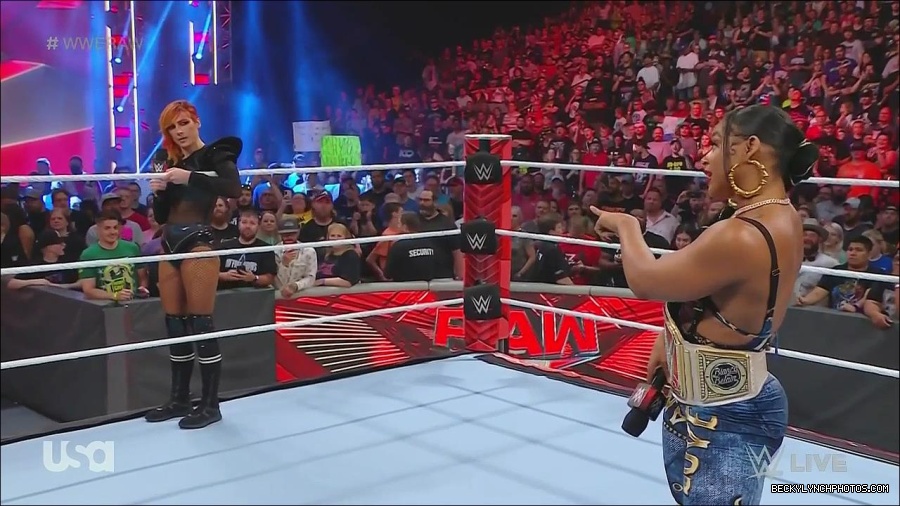 WWE_Monday_Night_Raw_2022_06_20_720p_HDTV_x264-NWCHD_mp4_000347547.jpg