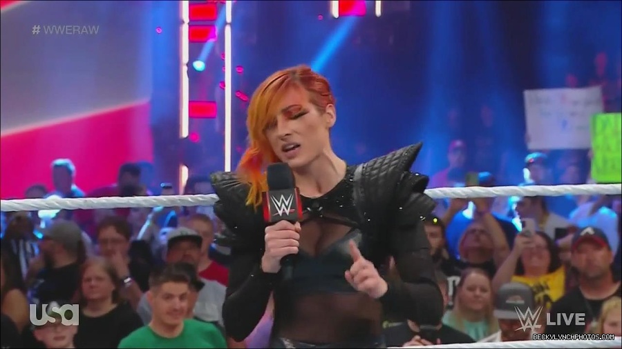 WWE_Monday_Night_Raw_2022_06_20_720p_HDTV_x264-NWCHD_mp4_000351951.jpg