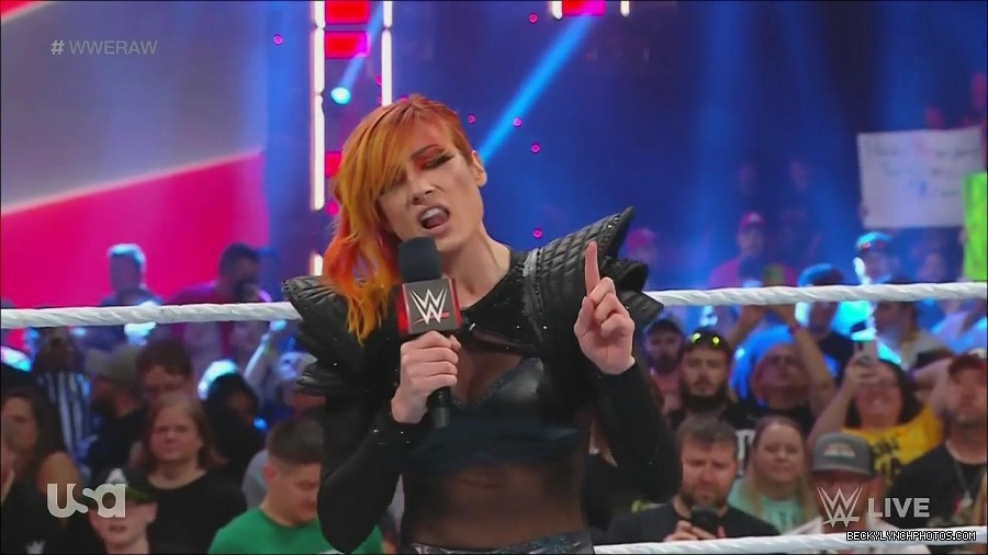 WWE_Monday_Night_Raw_2022_06_20_720p_HDTV_x264-NWCHD_mp4_000352752.jpg