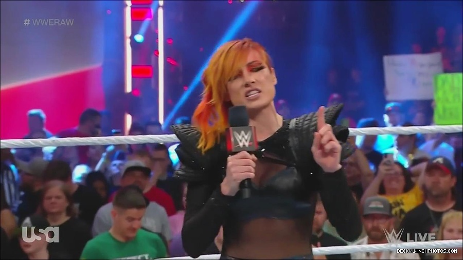 WWE_Monday_Night_Raw_2022_06_20_720p_HDTV_x264-NWCHD_mp4_000353152.jpg