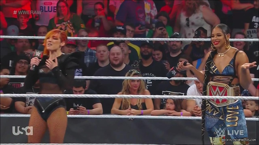 WWE_Monday_Night_Raw_2022_06_20_720p_HDTV_x264-NWCHD_mp4_000363563.jpg